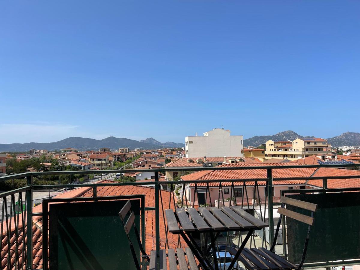 La Cupola 129 Apartment Олбия Екстериор снимка