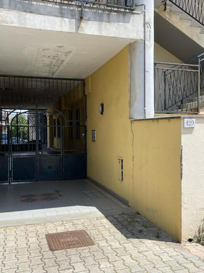 La Cupola 129 Apartment Олбия Екстериор снимка
