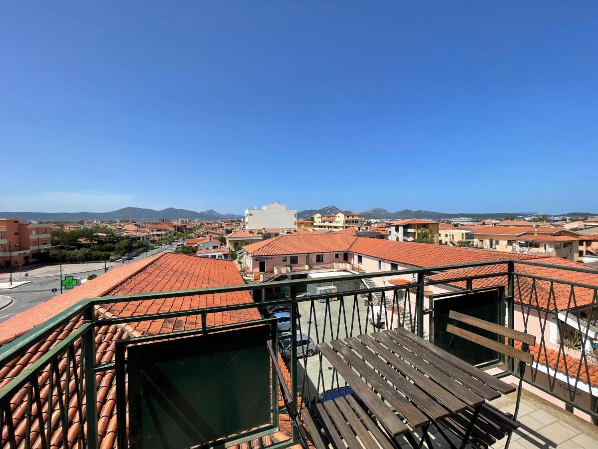 La Cupola 129 Apartment Олбия Екстериор снимка