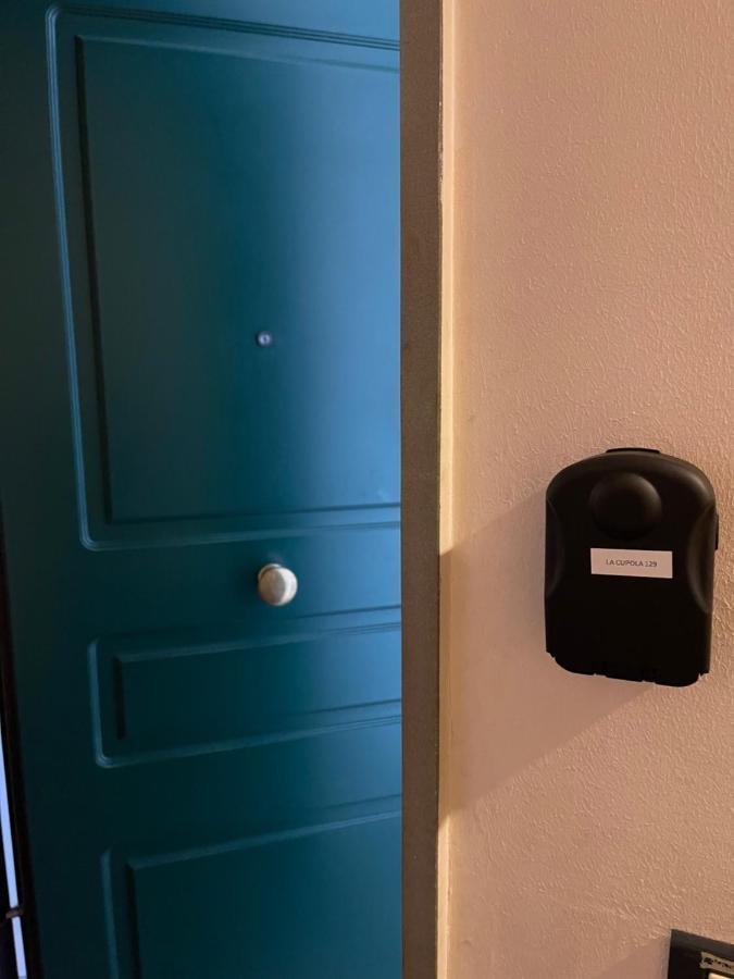 La Cupola 129 Apartment Олбия Екстериор снимка