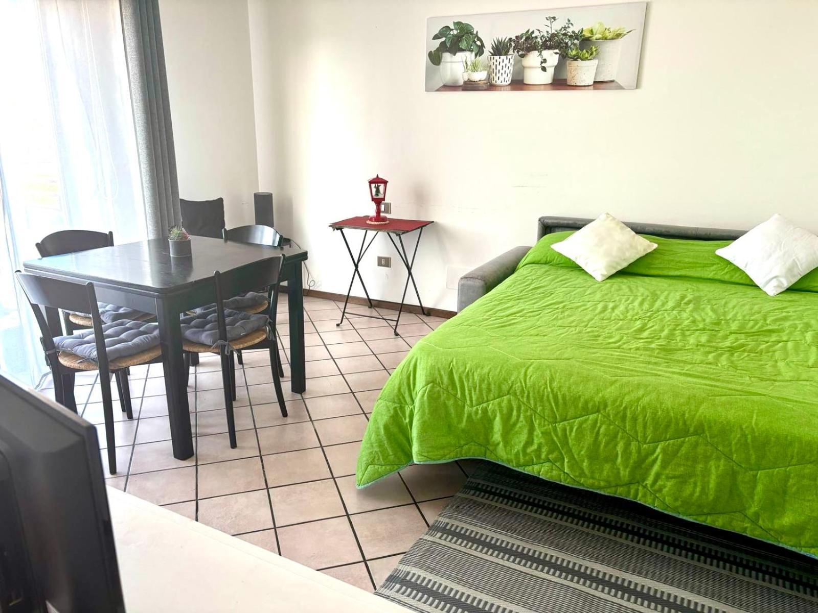 La Cupola 129 Apartment Олбия Екстериор снимка
